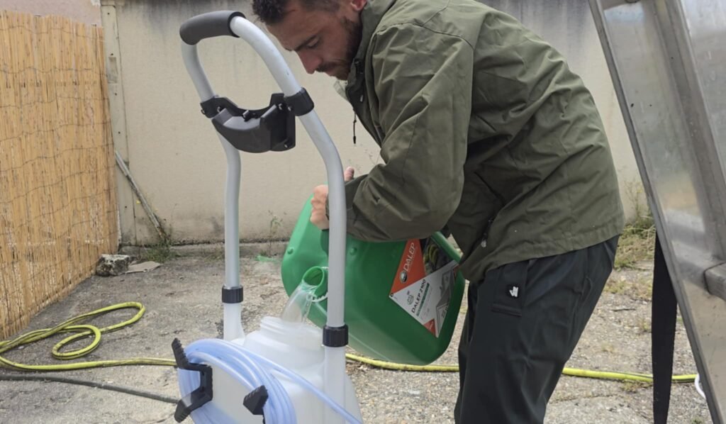 application produits anti mousse et hydrofuge a Angoulême en charente