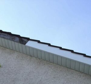 dessous de toit en pvc Angoulême Charentre