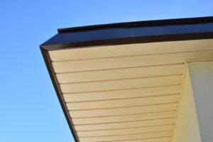 dessous de toit en pvc Angoulême Charentre